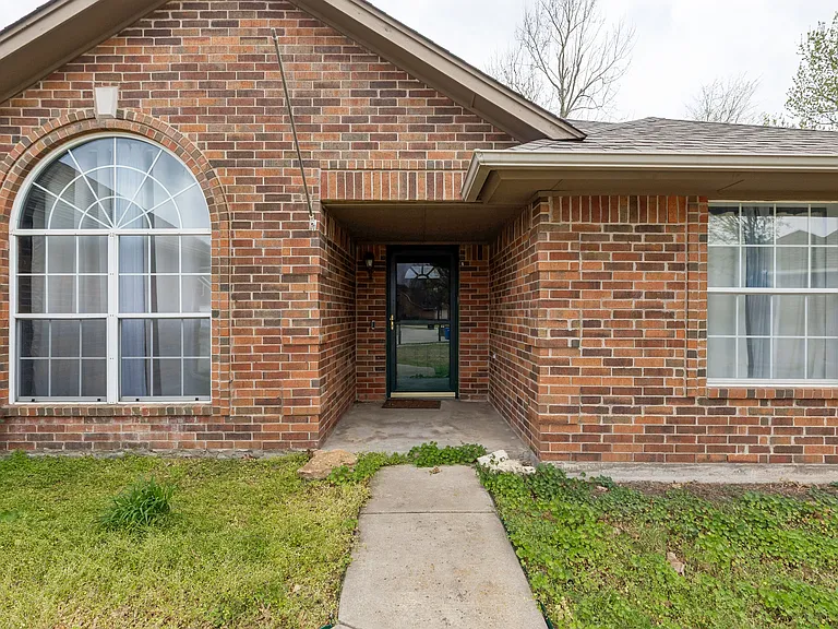 3616 Maggie Cir — Photo 3
