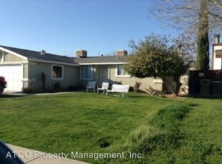 5008 Magic Ave, Bakersfield, CA 93307