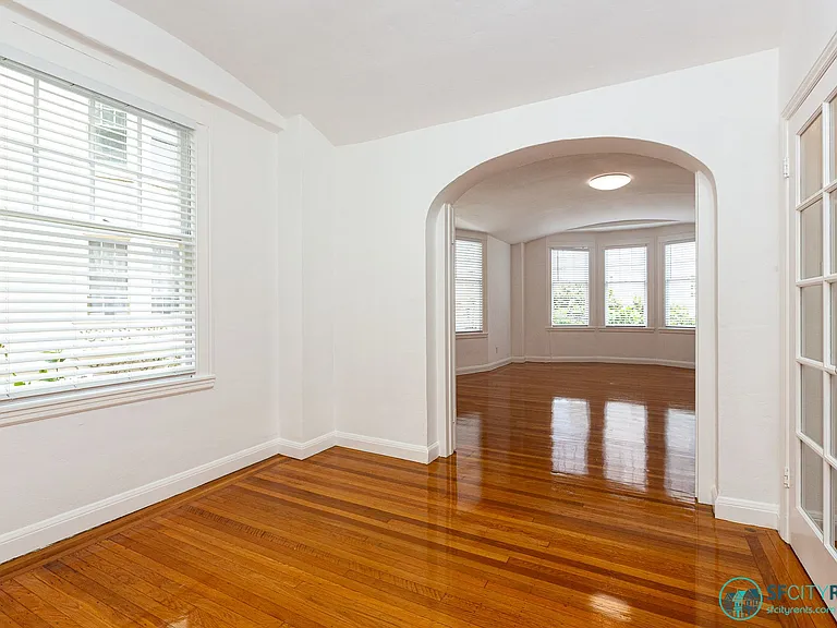 1945 Broadway St #102 — Photo 8