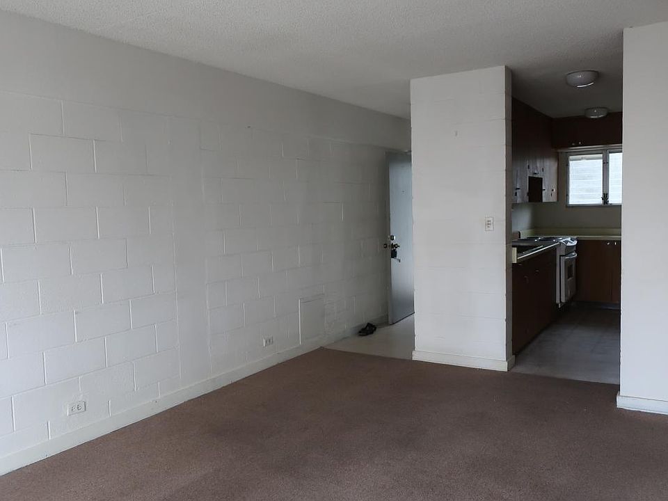 2nd image of 1631 Liholiho St Unit 3
