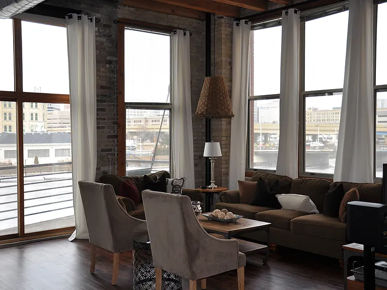 249 N Water St — Photo 8