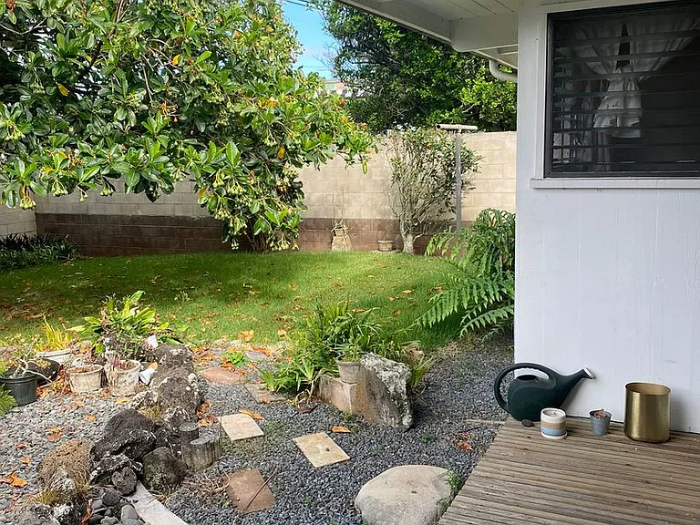521 Ululani St — Photo 43