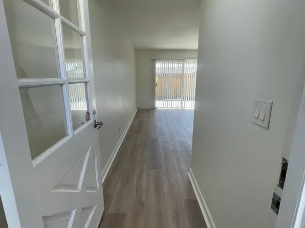 228 S Oak St, Orange, CA 92866