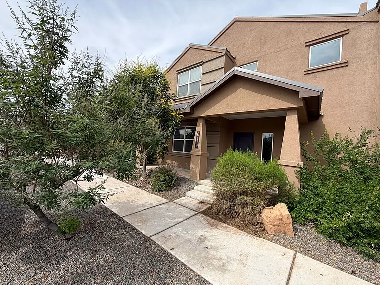 6119 Motherwell Dr SE — Photo 2