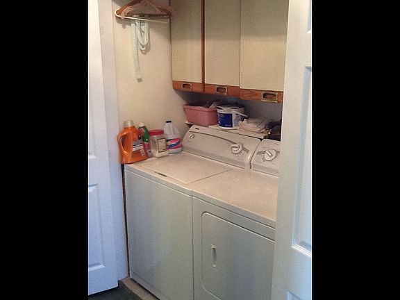 5th image of 102 Hearthside Dr