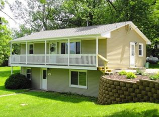 1977 Quiet Ln, Marion, IA 52302