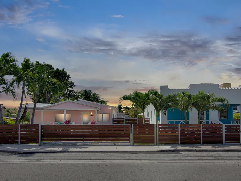 3030 NW 1st Ave — Photo 4