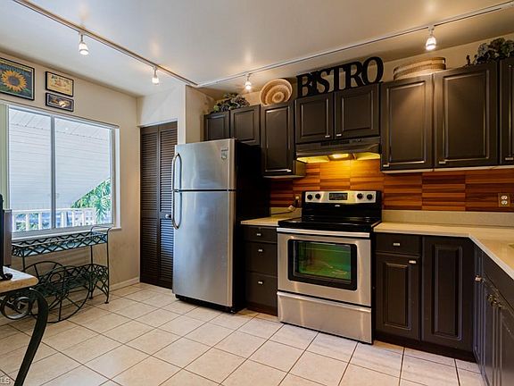 2nd image of 5634 Woodmere Lake Cir #B203