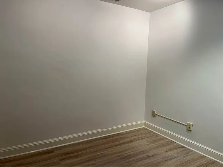 413 Constitution Ave NE — Photo 20