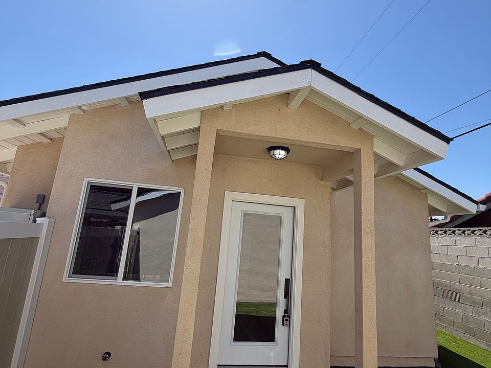1st image of 841 S Canoga St