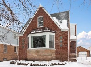 7406 N Oketo Ave, Chicago, IL