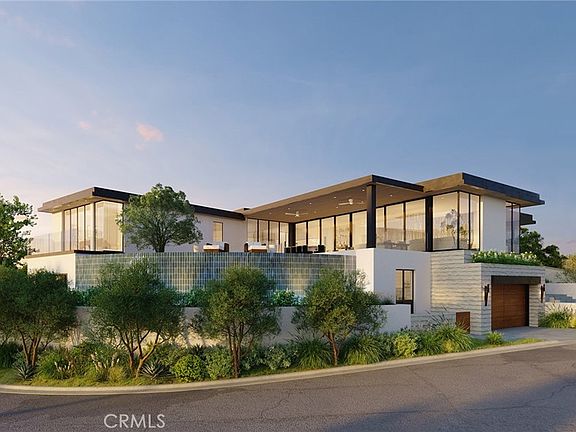 2nd image of 511 Seaward Rd