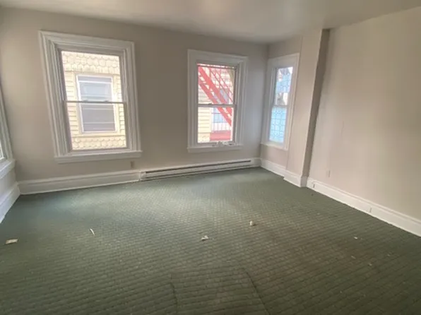 513 S Walnut St APT 2, West Chester, PA 19382