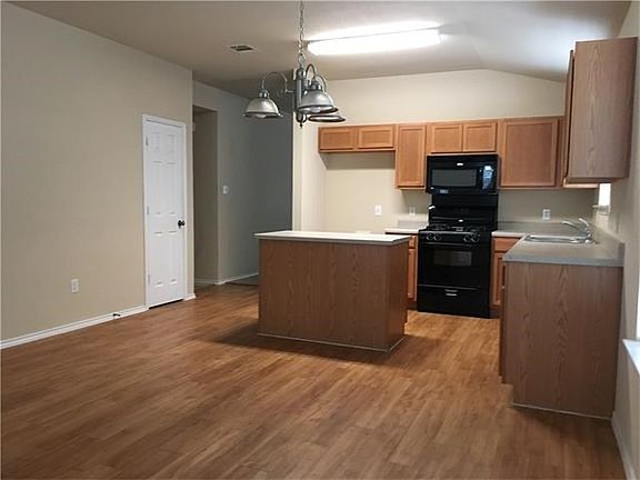 2nd image of 406 Covent Dr