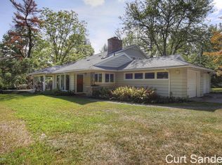 3450 Bayberry Dr NW, Grand Rapids, MI 49544