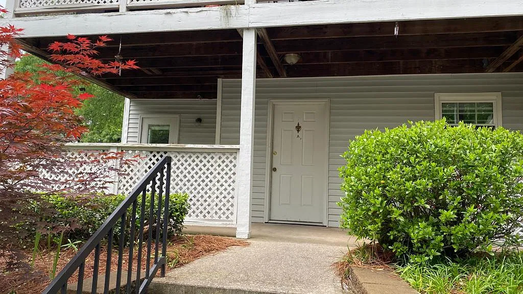 6816 Glenridge Dr — Photo 3