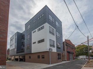 907 Leland St, Philadelphia, PA 19130
