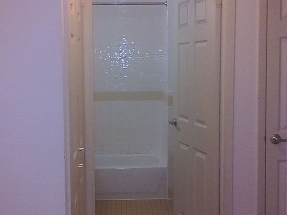 3rd image of 370 W 118th St APT 1A