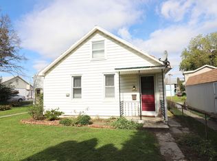 136 N Cedar St, Lititz, PA 17543