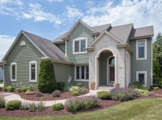 380 Maurice Dr, Union Grove, WI 53182