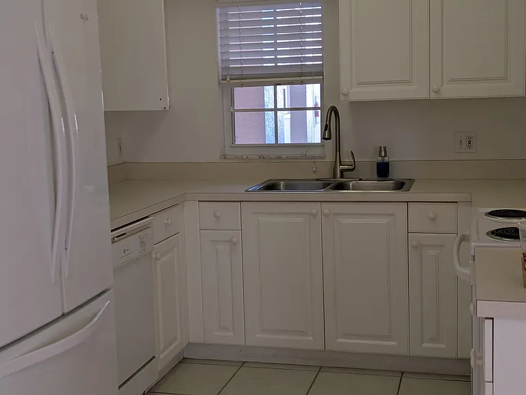 4220 Central Sarasota Pkwy #1211 — Photo 4