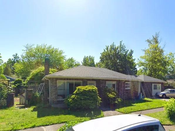 2031 Hilyard St, Eugene, OR 97405