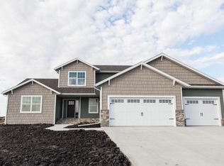 1044 50th Ave W, West Fargo, ND 58078