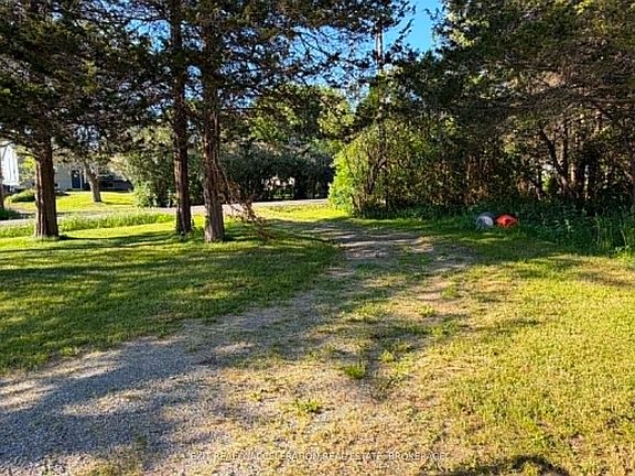 2nd image of 114 Bethel Rd
