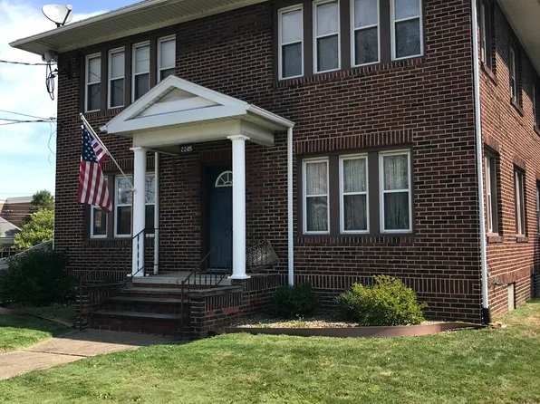 2245 4th St APT 1, Cuyahoga Falls, OH 44221