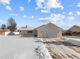 316 Patrick Ln, Pulaski, WI 54162