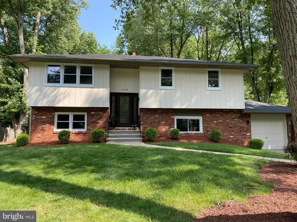 1508 Walnut Ave, Voorhees, NJ 08043