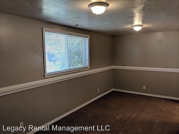2nd image of 215 W Center St APT 10