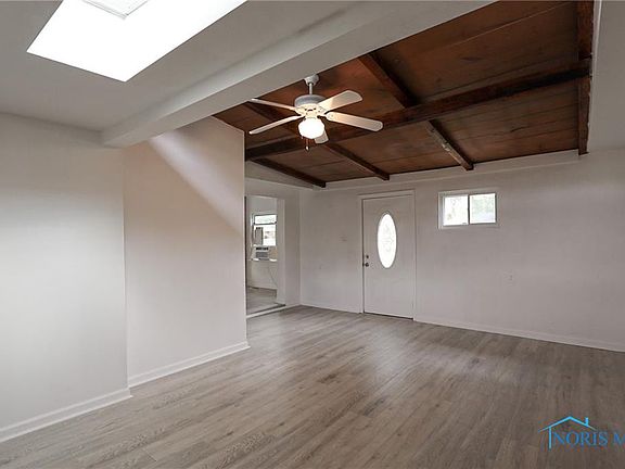 3rd image of 1603 Raynor Dr
