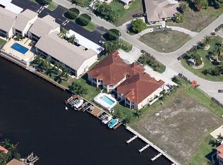 3744 SE 12th Ave APT 101, Cape Coral, FL 33904