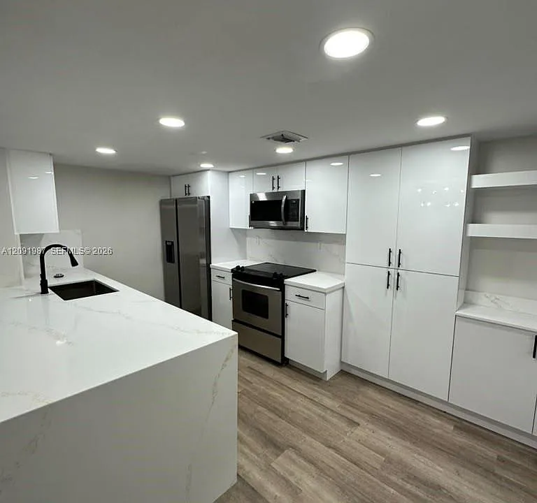 9735 NW 49th Ter #414