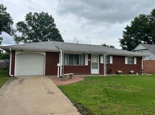 524 Sooner Rd, Bartlesville, OK 74003