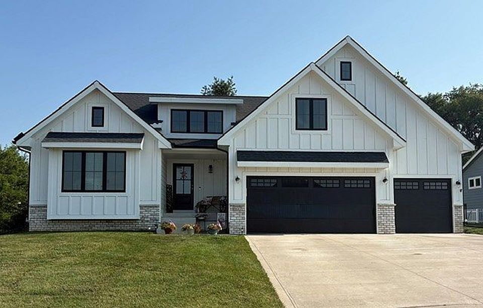 807 E Trail Ridge Ave - Property Image