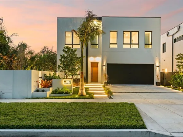 1683 Siesta Dr, Sarasota, FL 34239