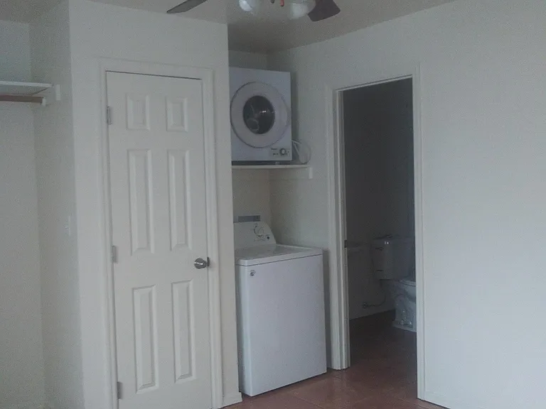 428 N Curtis Ave #C — Photo 6