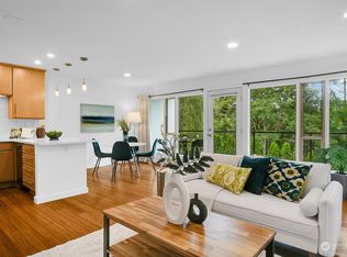 3933 S Pearl St APT 10, Seattle, WA
