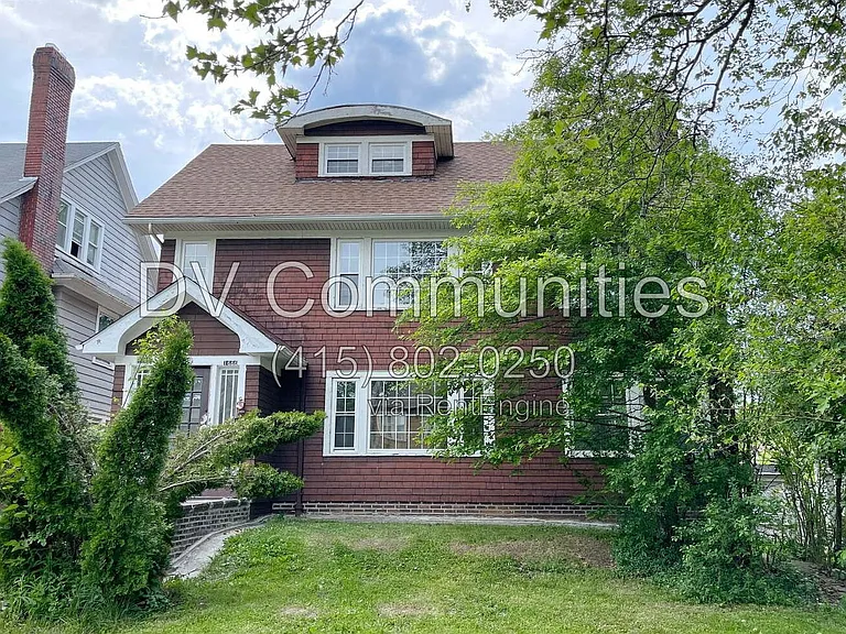 1666 Glenmont Rd #3 — Photo 1