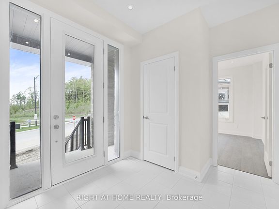 3rd image of 46 Bearberry Rd
