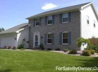 2861 Skycrest Cir, Stoughton, WI 53589