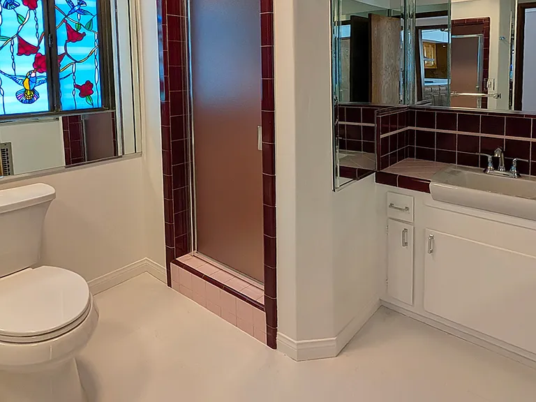 545 Hillgreen Dr — Photo 11