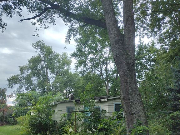 2nd image of 24116 Florence Ave