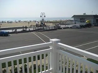 407 Ocean Ave #2