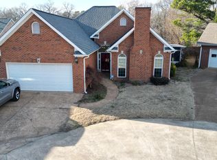 5 Weatherstone Dr, Jackson, TN 38305
