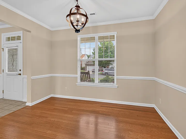 17222 Westmill Ln — Photo 33