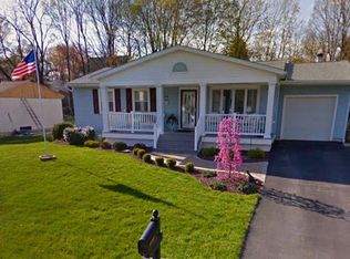 14 Peacock Ln, Poughkeepsie, NY 12601