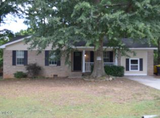 238 Freeman Ave, Forsyth, GA 31029
